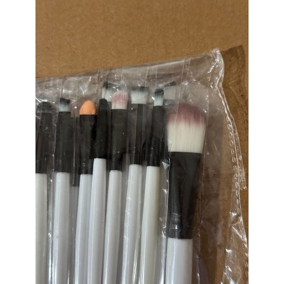 Beonon Essential Makeup Brush Set 20PCS – Foundation, Eyeshadow, Eyeliner, Daily - Picture 4 of 5